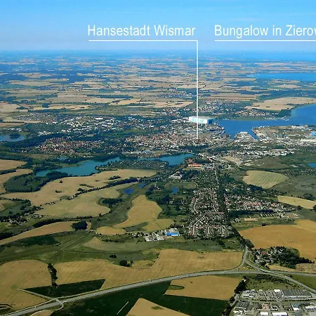 Schwedenrotes Wismar Zierow